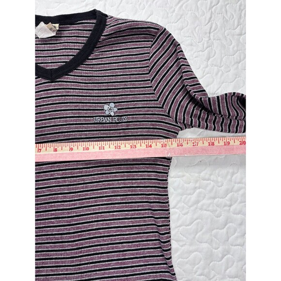 Urban Rootz Black Red Striped Y2K Vneck Fitted Long Sleeve Tshirt size medium - Picture 4 of 5